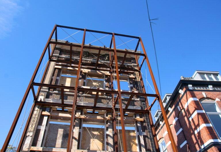 Who Is Liable for a Scaffold Collapse in New York?